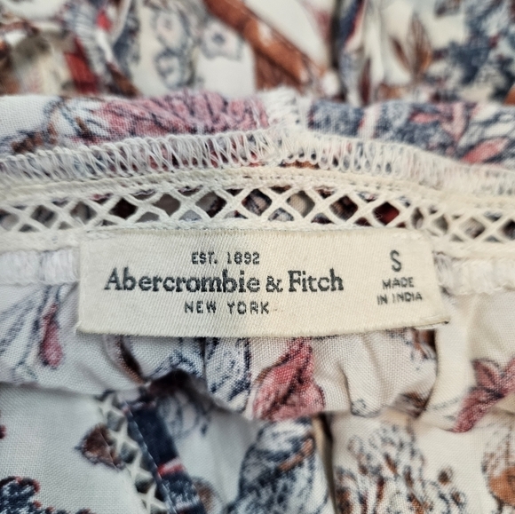 Abercrombie & Fitch Boho Floral Peasant Baby Doll Top Size Small Women's C47 - Picture 8 of 9